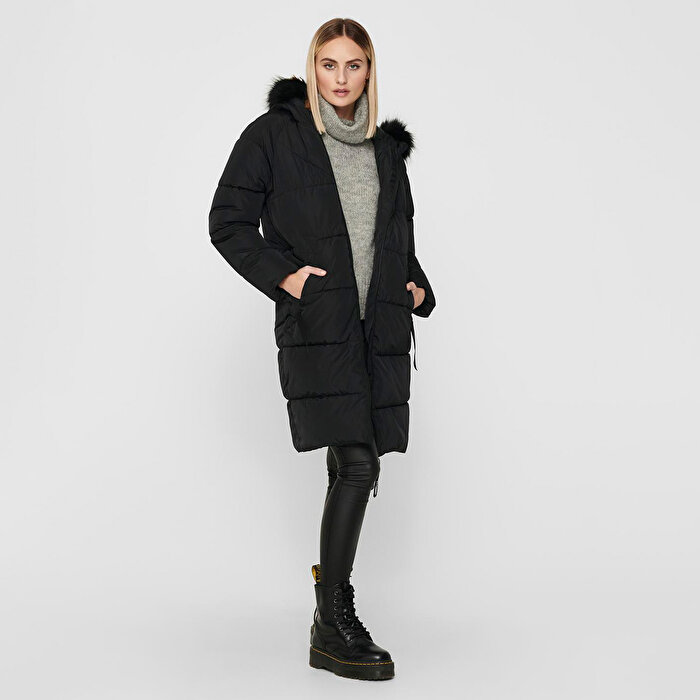 Only Monica Long Puffer Coat Kadın Siyah Kapüşonlu Mont