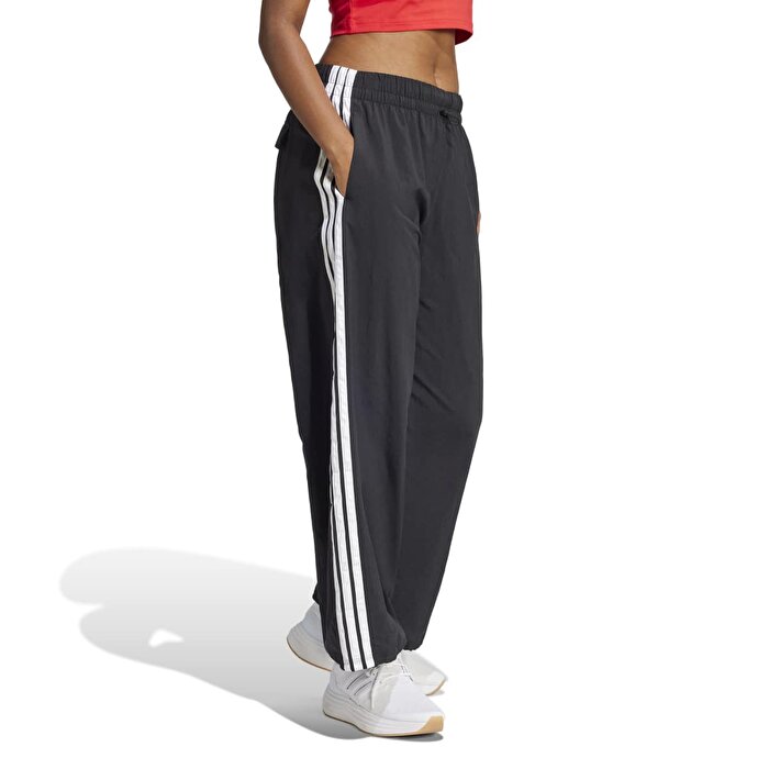 adidas Essentials Lifestyle Woven Kadın Siyah Eşofman Altı