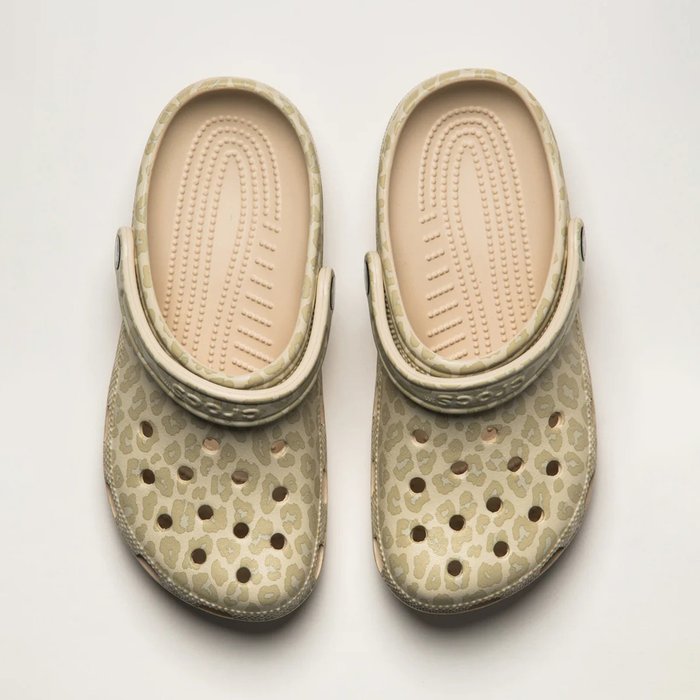 Crocs Classic Animal Clog Kadın Bej Terlik