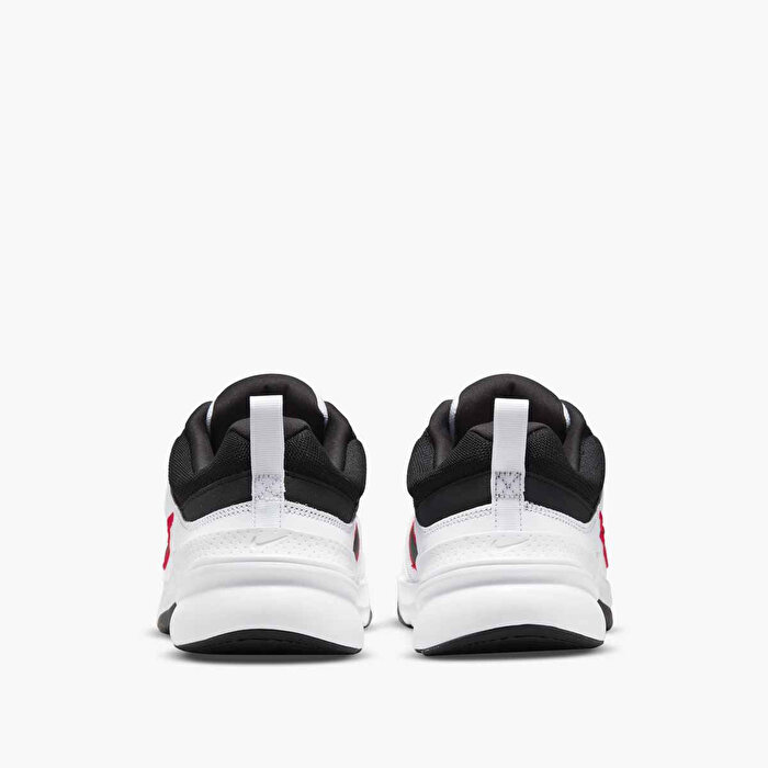 Nike Defy All Day Erkek Beyaz Spor Ayakkabı