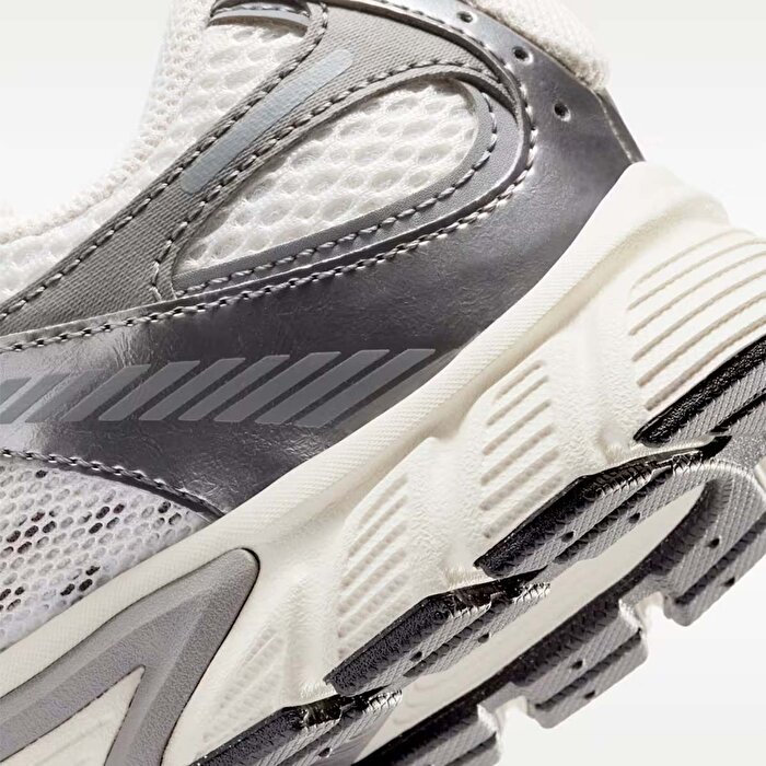 Nike V5 Rnr Çocuk Gri Spor Ayakkabı