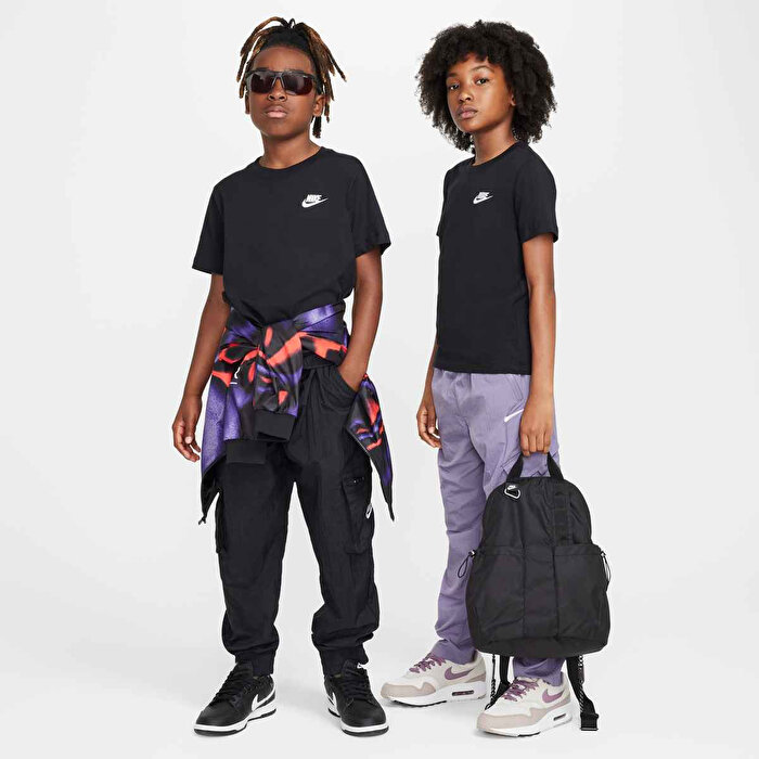 Nike Sportswear Emb Futura Lbr Çocuk Siyah Tişört