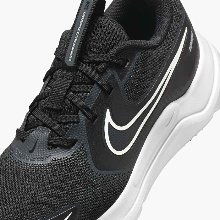 Nike Cosmic Runner Çocuk Siyah Koşu Ayakkabısı