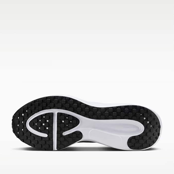 Nike Revolution 8 Erkek Siyah Koşu Ayakkabısı
