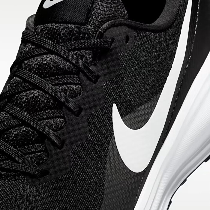 Nike Revolution 8 Erkek Siyah Koşu Ayakkabısı
