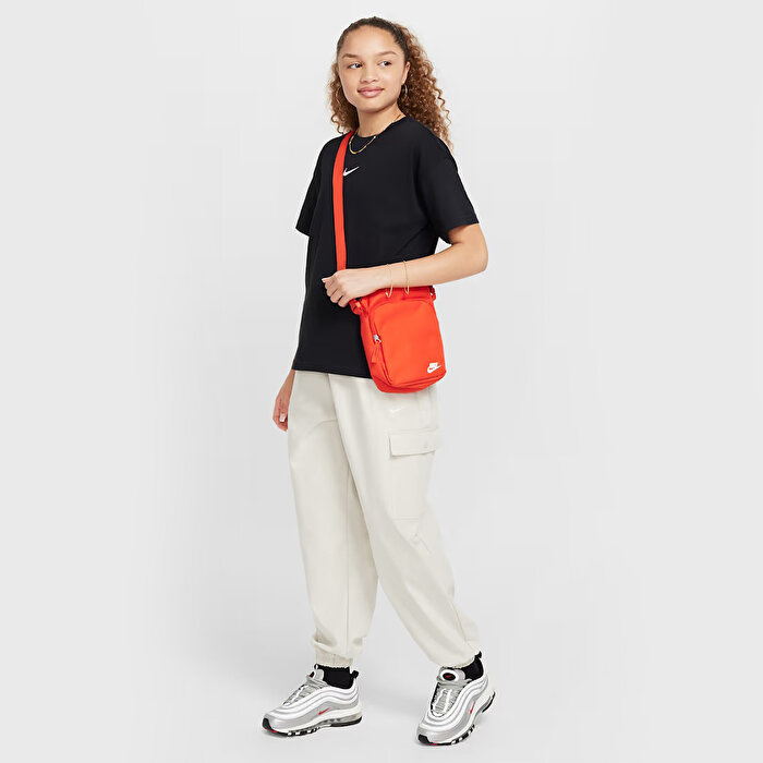 Nike Sportswear Boy Essential Lbr Çocuk Siyah Tişört