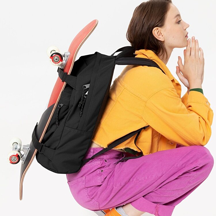 Eastpak Skate Pak'r Siyah Sırt Çantası