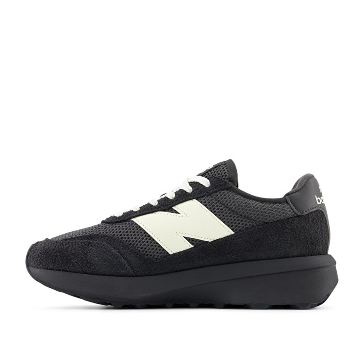 New Balance 370 Siyah Spor Ayakkabı - Görsel 3