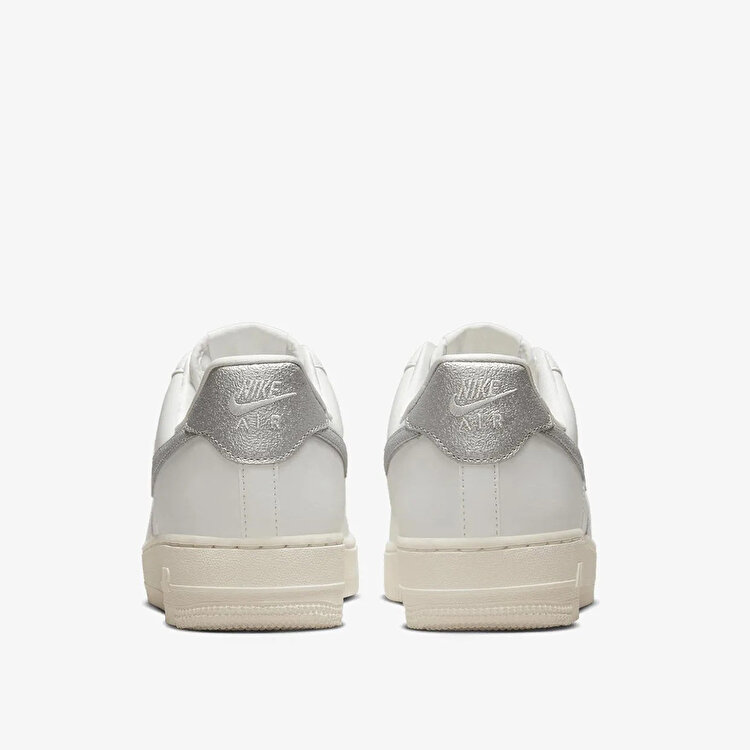 Nike Air Force 1 07 Essentials Trend Kadın Beyaz Sneaker DQ7569