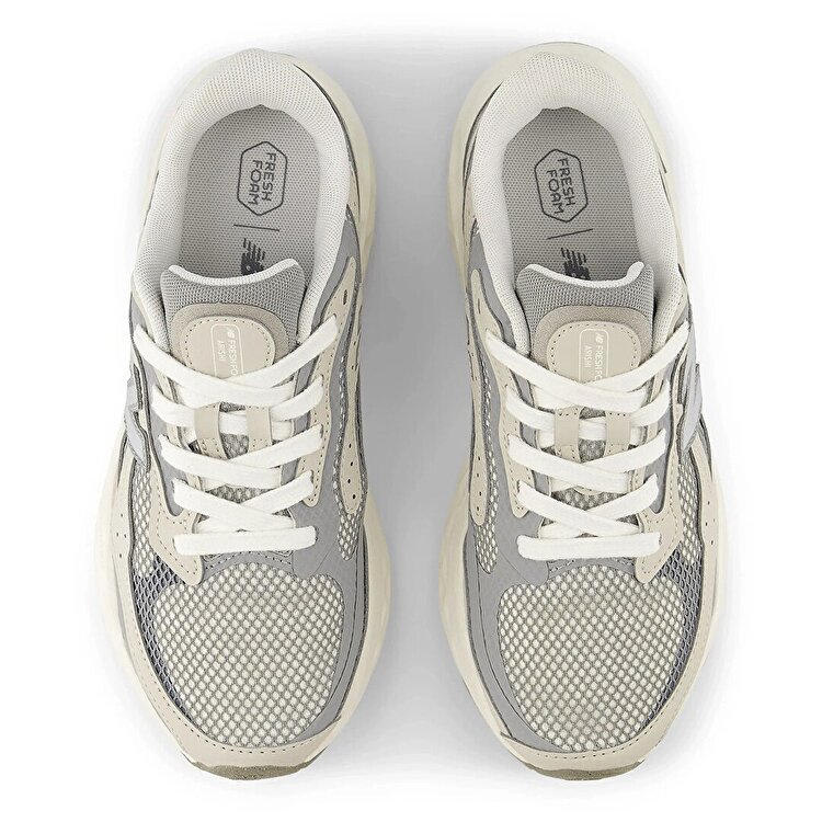 New Balance Fresh Foam Arishi V4 Tiralux Kadın Bej Koşu Ayakkabısı - Görsel 4
