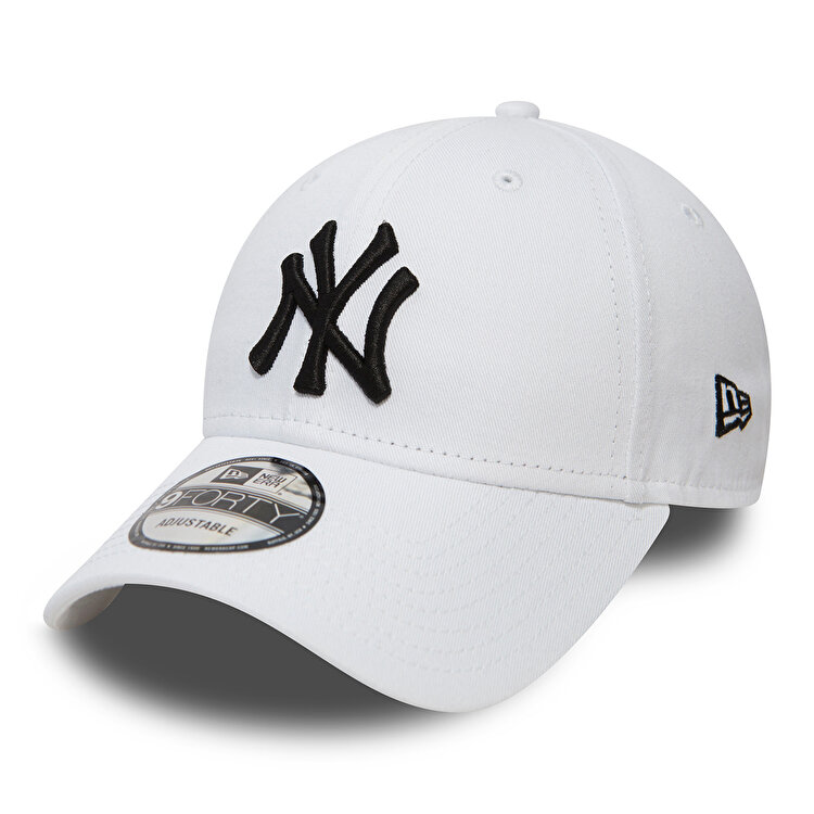 New Era 940 League Basic Neyyan Beyaz Şapka