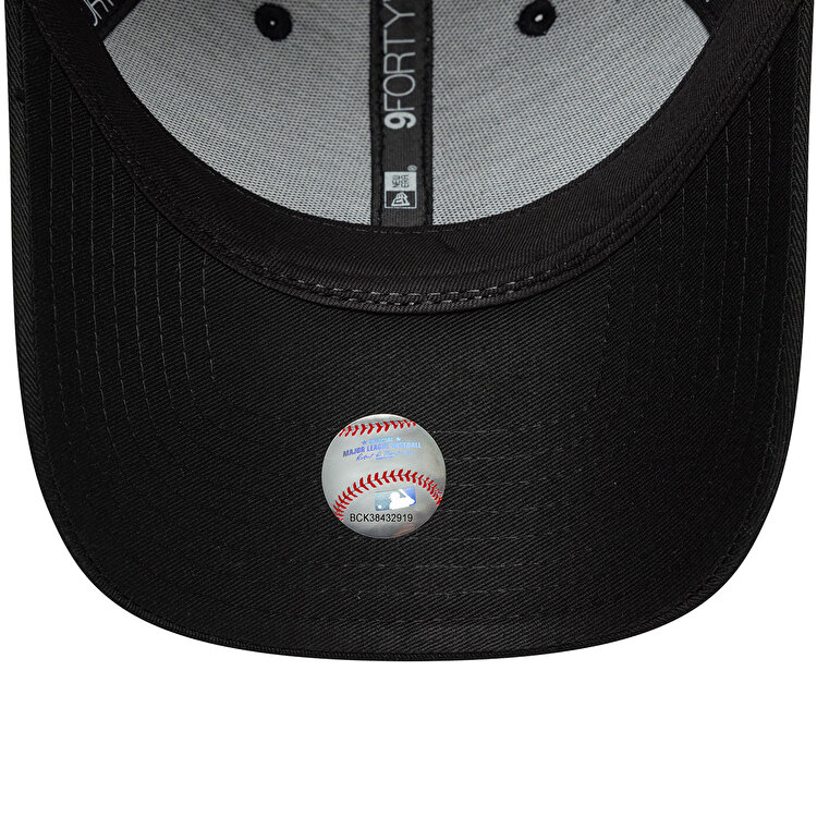 New Era Metallic 9 Forty Neyyan Siyah Şapka