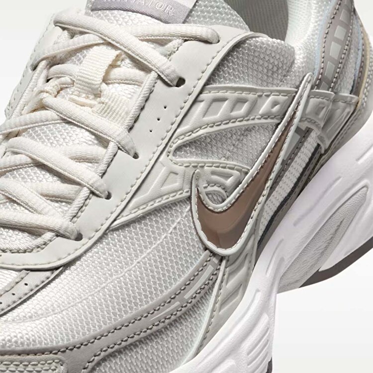 Nike Initiator Kadın Gri Spor Ayakkabı