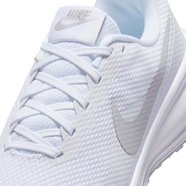 Nike Revolution 8 Kadın Beyaz Koşu Ayakkabısı