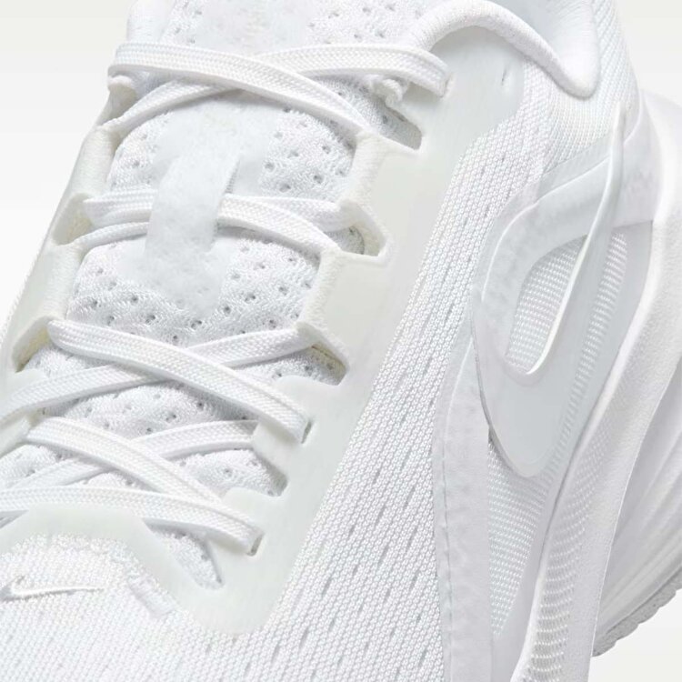Nike Downshifter 14 Kadın Beyaz Koşu Ayakkabısı