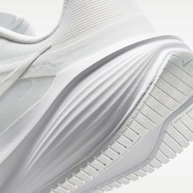 Nike Downshifter 14 Kadın Beyaz Koşu Ayakkabısı
