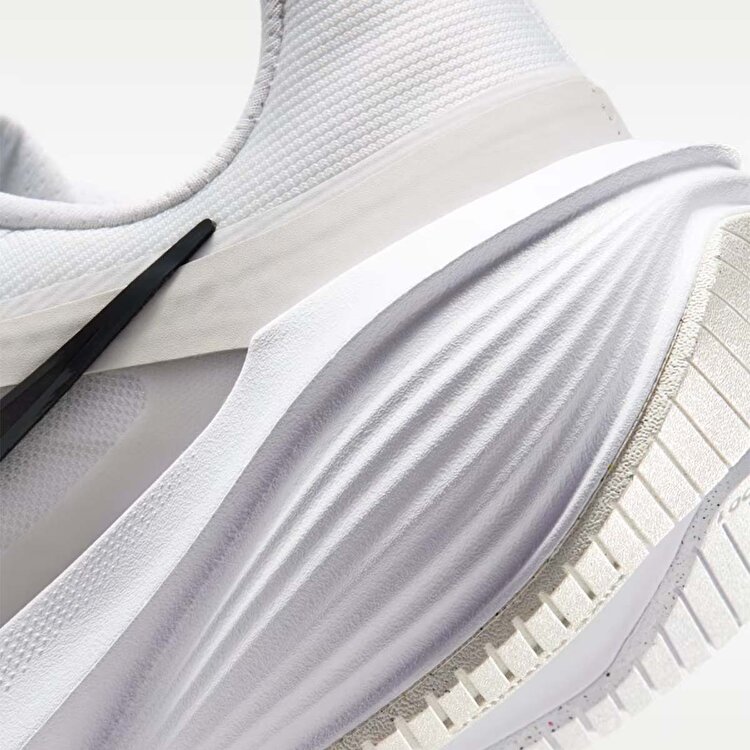 Nike Downshifter 14 Kadın Beyaz Koşu Ayakkabısı