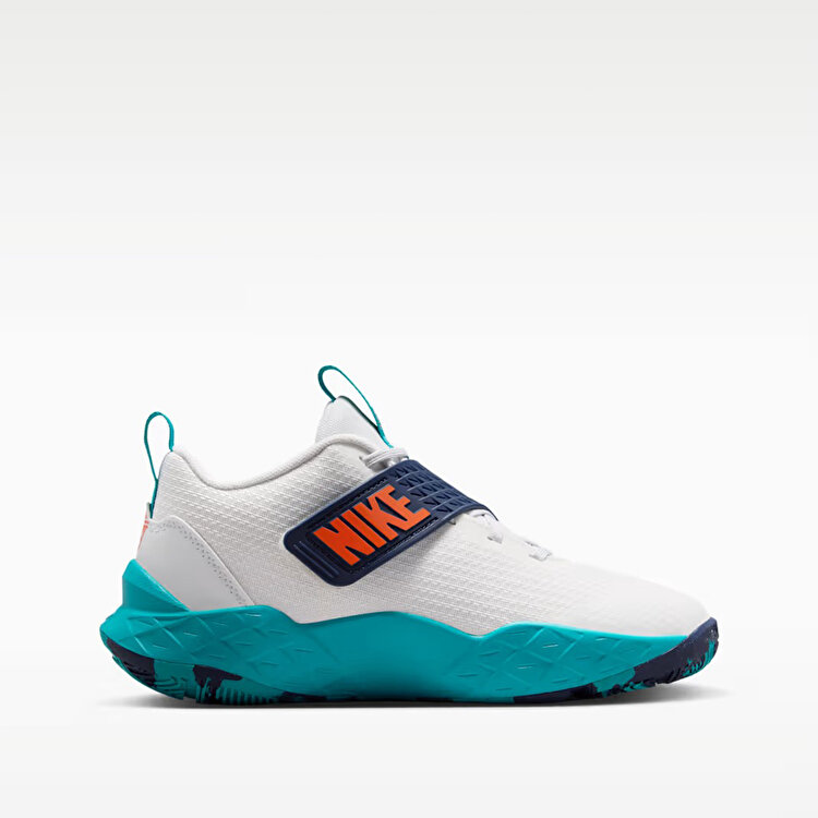 Nike Team Hustle D 12 Çocuk Beyaz Basketbol Ayakkabısı