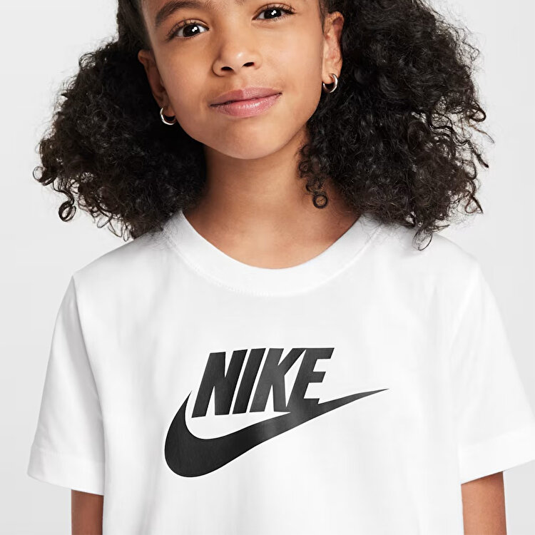 Nike Sportswear Crop Futura Hbr Çocuk Beyaz Tişört