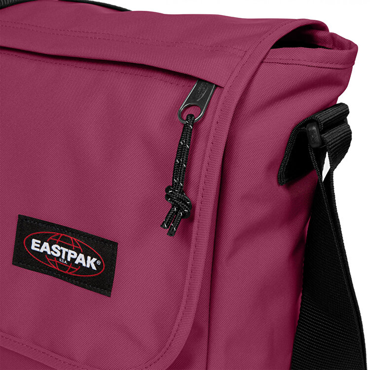Eastpak Delegate+ Bordo Postacı Çantası
