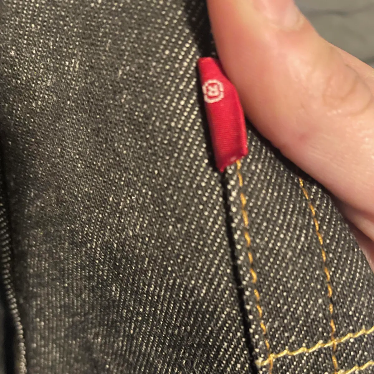 Levi’s Orijinal Ürünlerde Boş Etiket Olur Mu?
