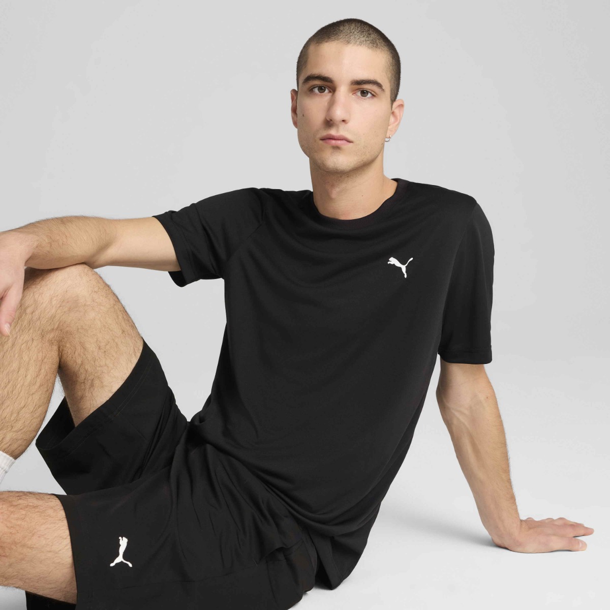 Puma Essentials Small Logo Poly Erkek Siyah Yuvarlak Yaka Tişört